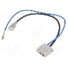 Adaptor antena, compatibil cu Nissan 
